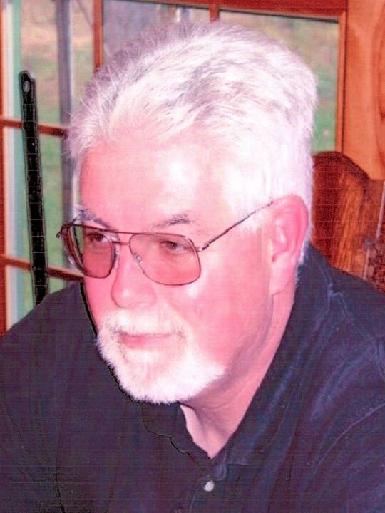 William C. Lui - Photo 2