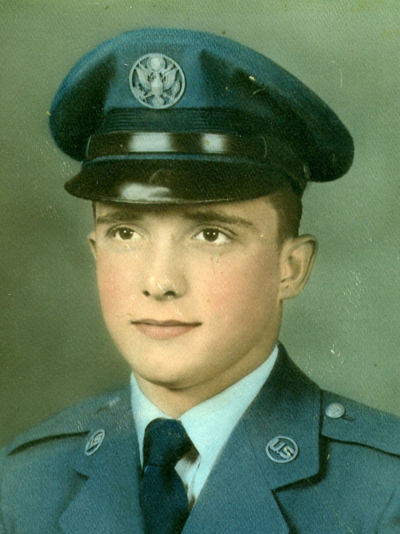 Earl John Bennecke - Photo 2