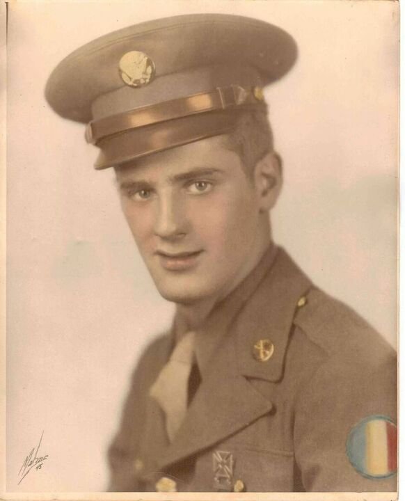 Robert John Anderson - Photo 5