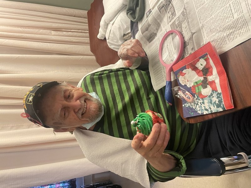 Ronald Ray Hoffmann - Photo 6