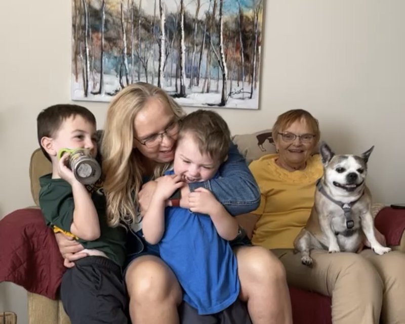 Christel E. Hart - Photo 7