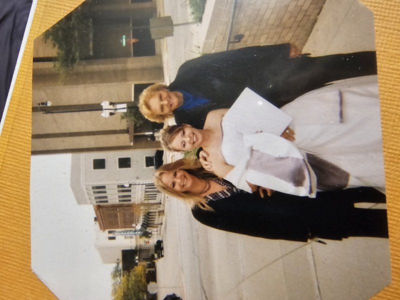 Christel E. Hart - Photo 17