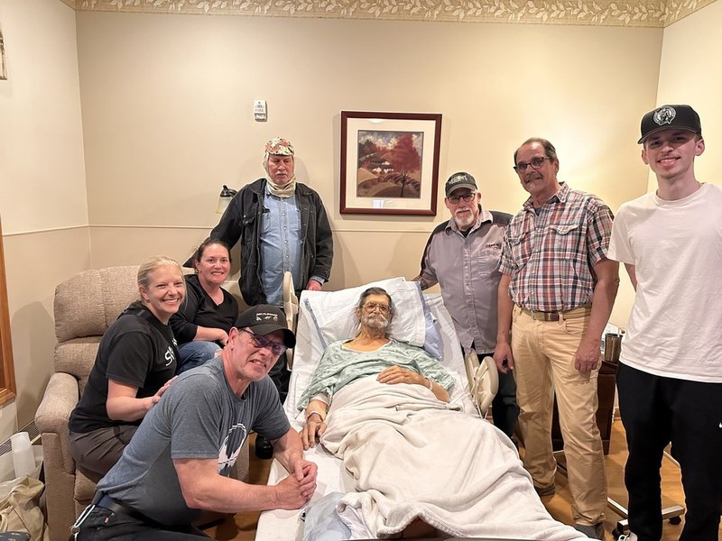 Ronald Arthur Wendt - Photo 4