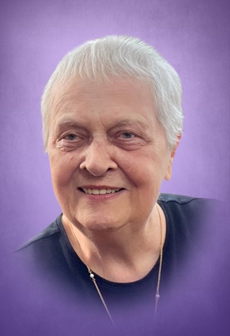 Darlene Louise Lipnicki - Photo 2