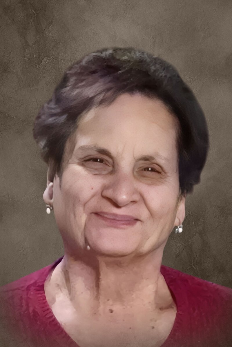 Julia A Conforti - Photo 2