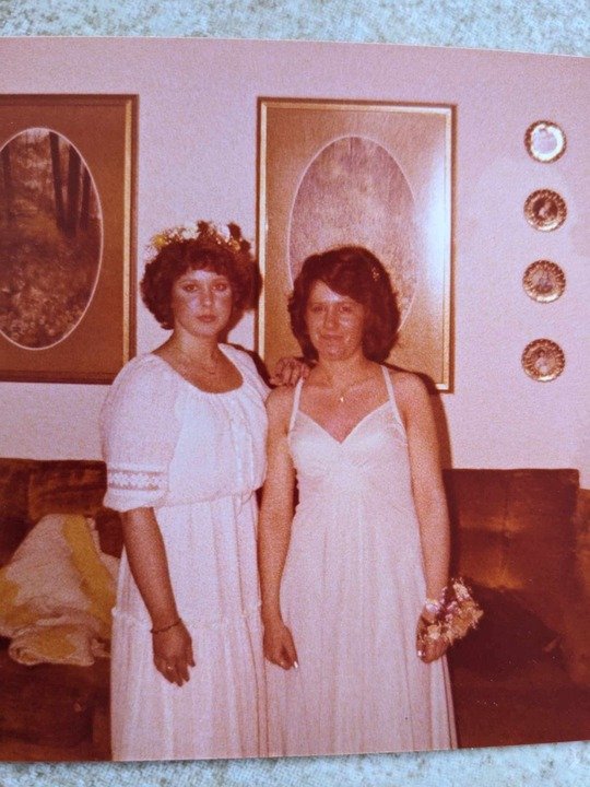 Mary C Thomsen - Photo 3